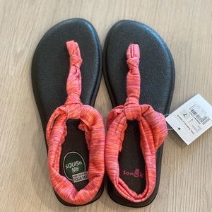 Brand new sanuk sandals